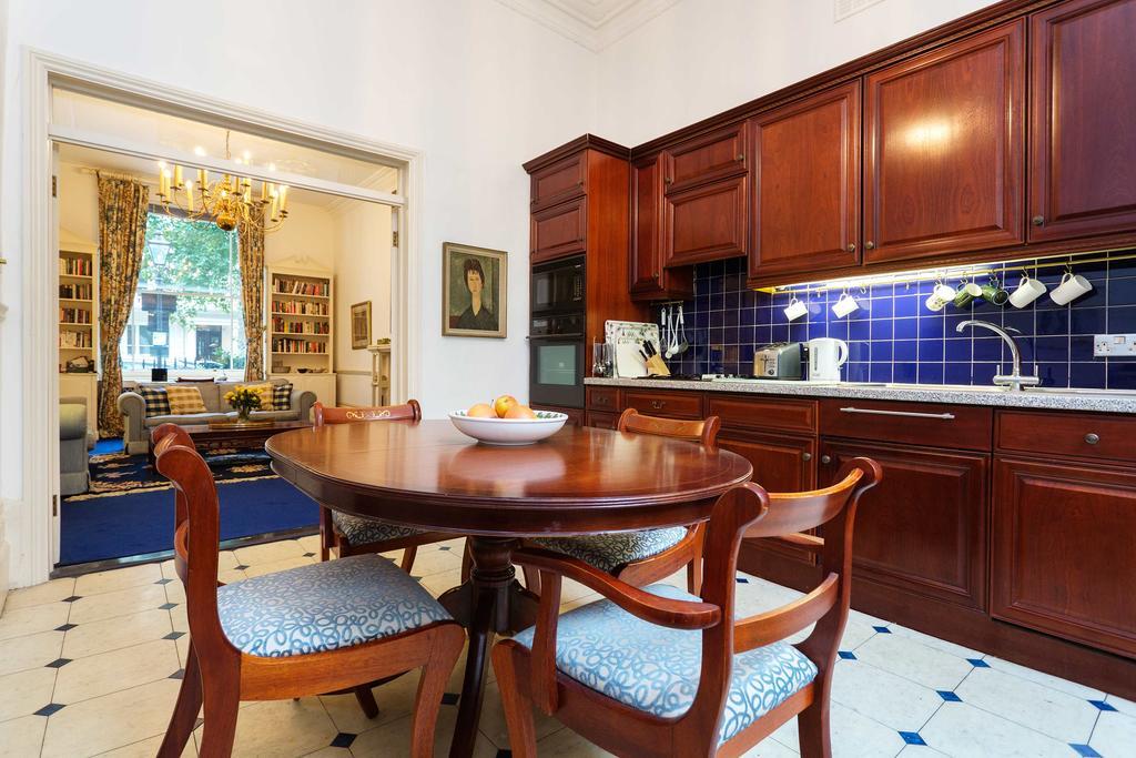 Veeve - Queen'S Gardens Flat Лондон Стая снимка